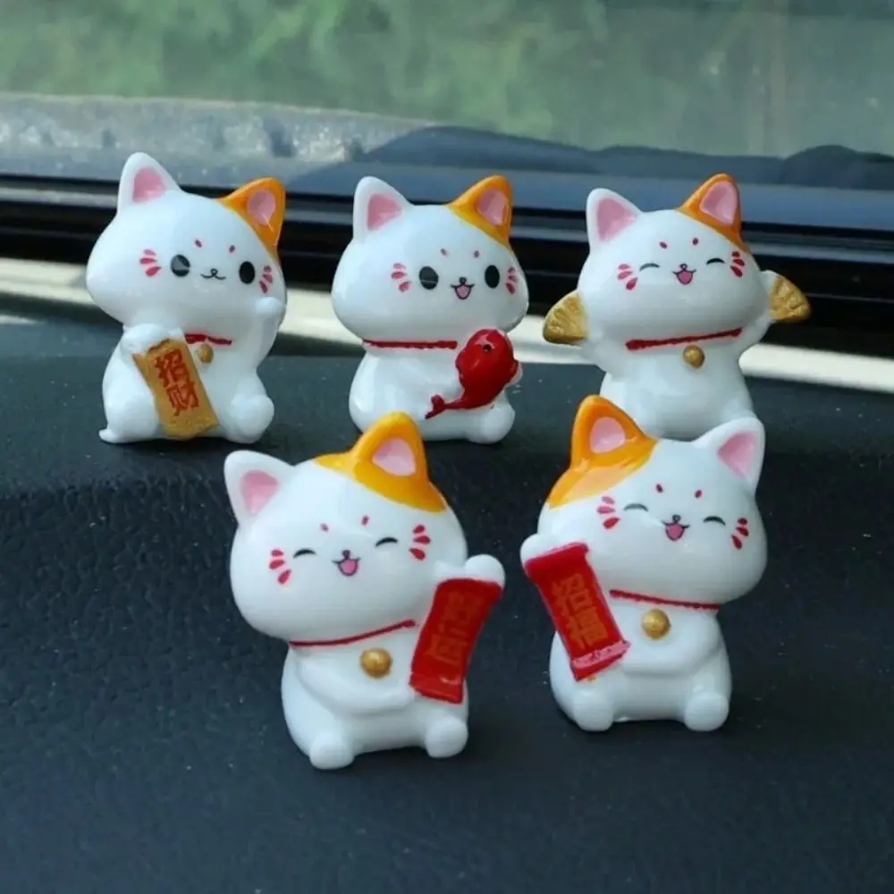 Mini Lucky Cat Car Ornaments Cute Realistic Fortune Cat Figurines Lovely Simple Cat Micro Landscape Ornament Garden Landscape