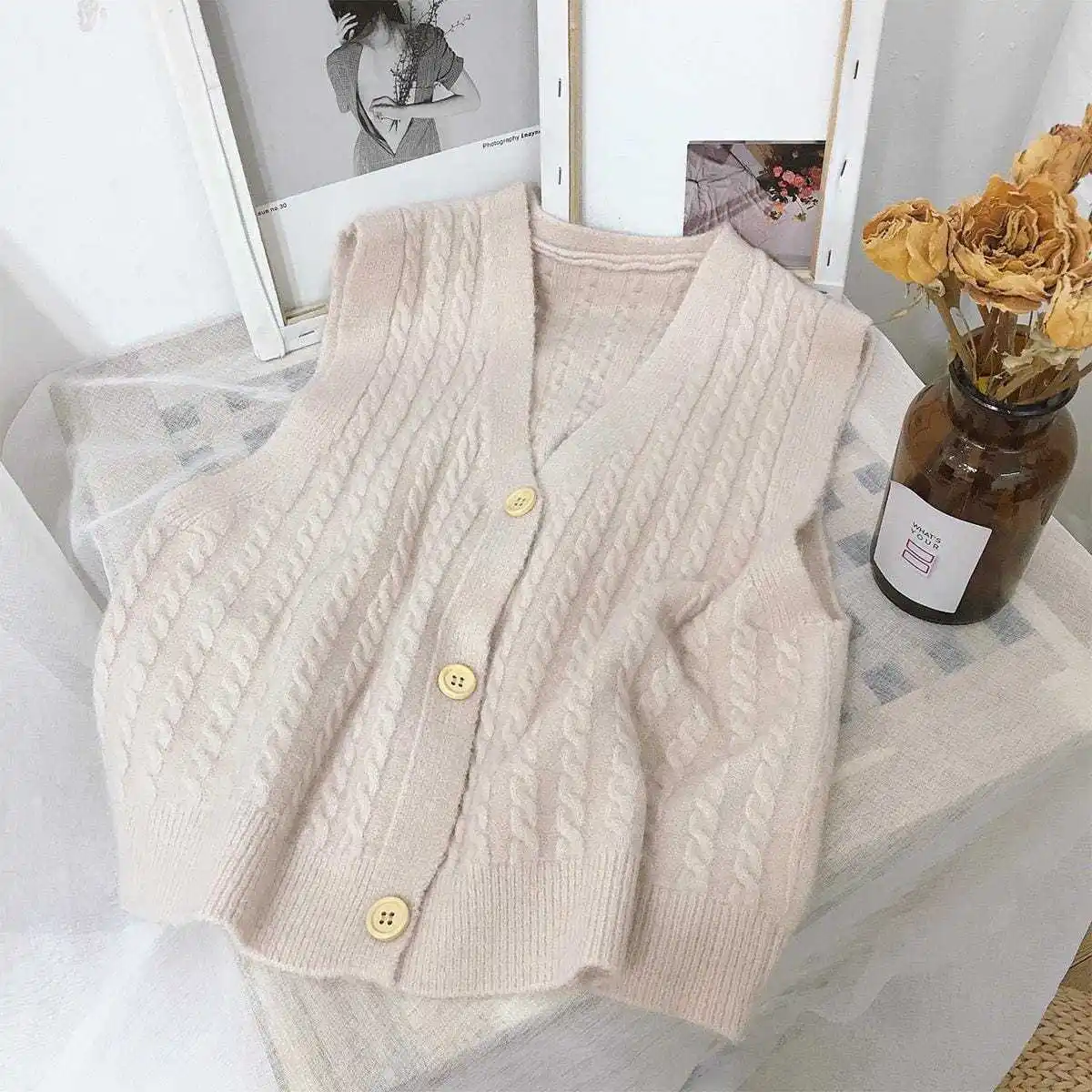 Knitted Vest Autumn Winter Woman Basis Leisure Classics Retro Suit Top Sleeveless Sweater All-match Female Warm Fashion Trend OL