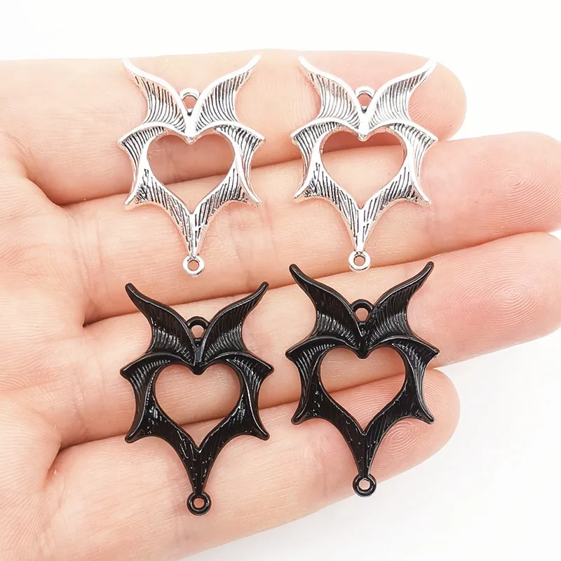 Halloween Retro Devil Wings Pendant Bat Wings Pendant Zinc Alloy DIY Jewelry Accessories