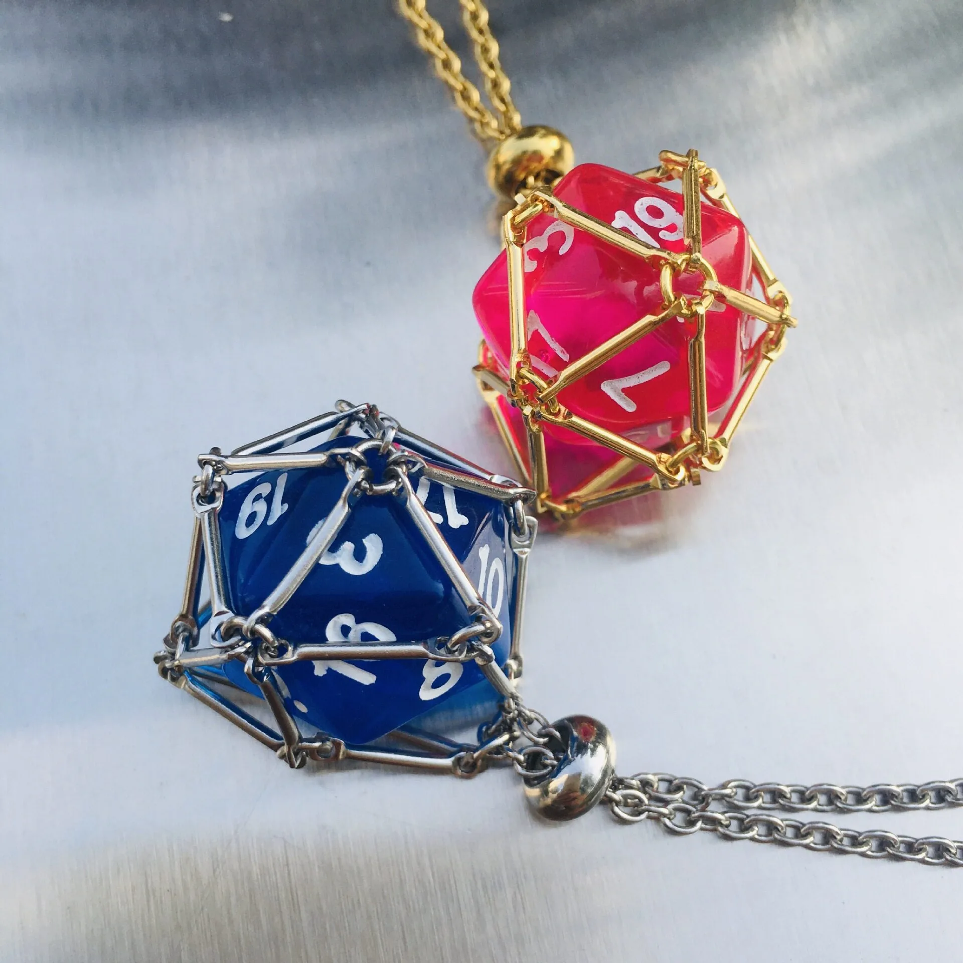 20 Sided Pearl Pattern Acrylic Dice Numbered Dnd Rpg Pendant Necklace Diy Jewelry Accessories Silver Gold Multi Color Options
