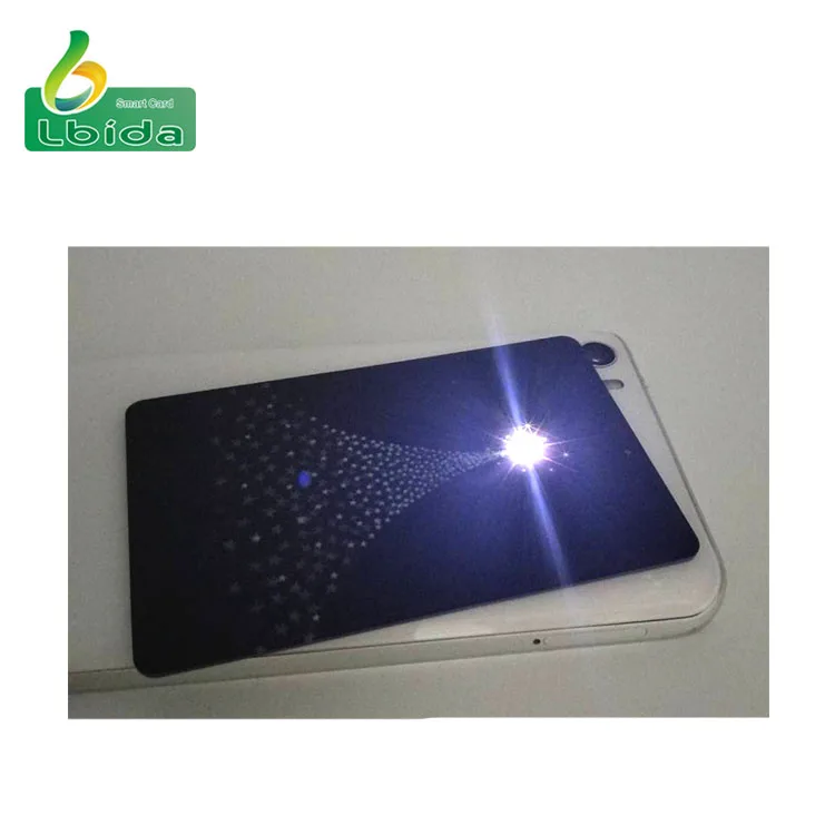 personalizado. Cartão LED CR80 RFID com impressão personalizada sem contato