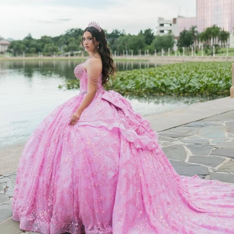

Pink Shiny Quinceanera Dresses Ball Gown Off The Shoulder Sequin Applique Lace Beads Bow Tull Corset Party Birthday Sweet 16
