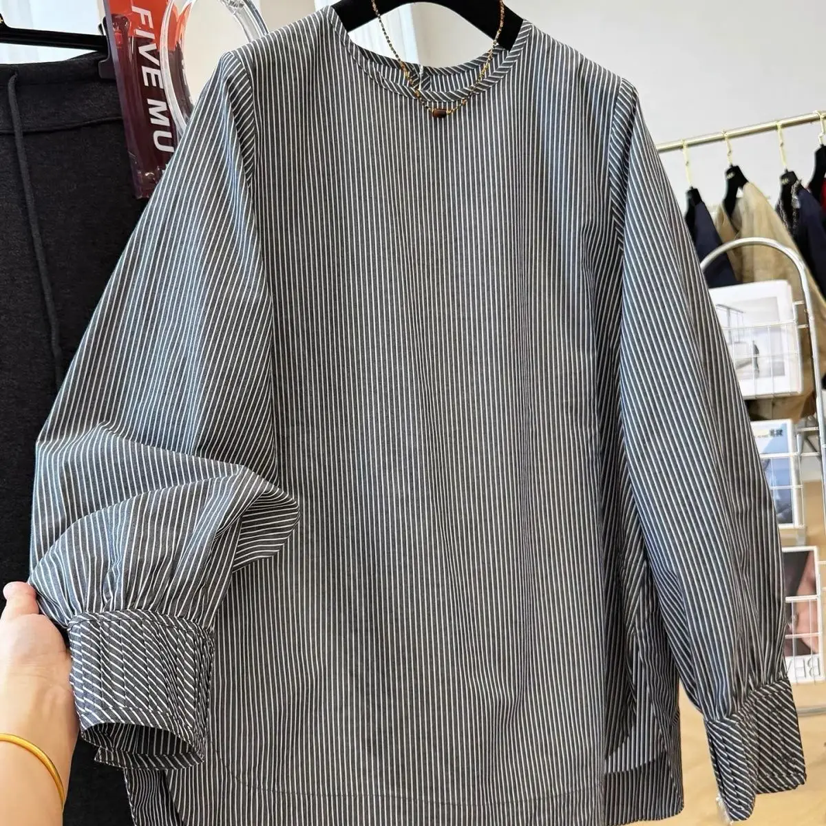 

Loose Fit Striped round Ne irt Men's plus Size 300 Pou Korean Sle Spring Autumn New Lazy Sle Versatile irt