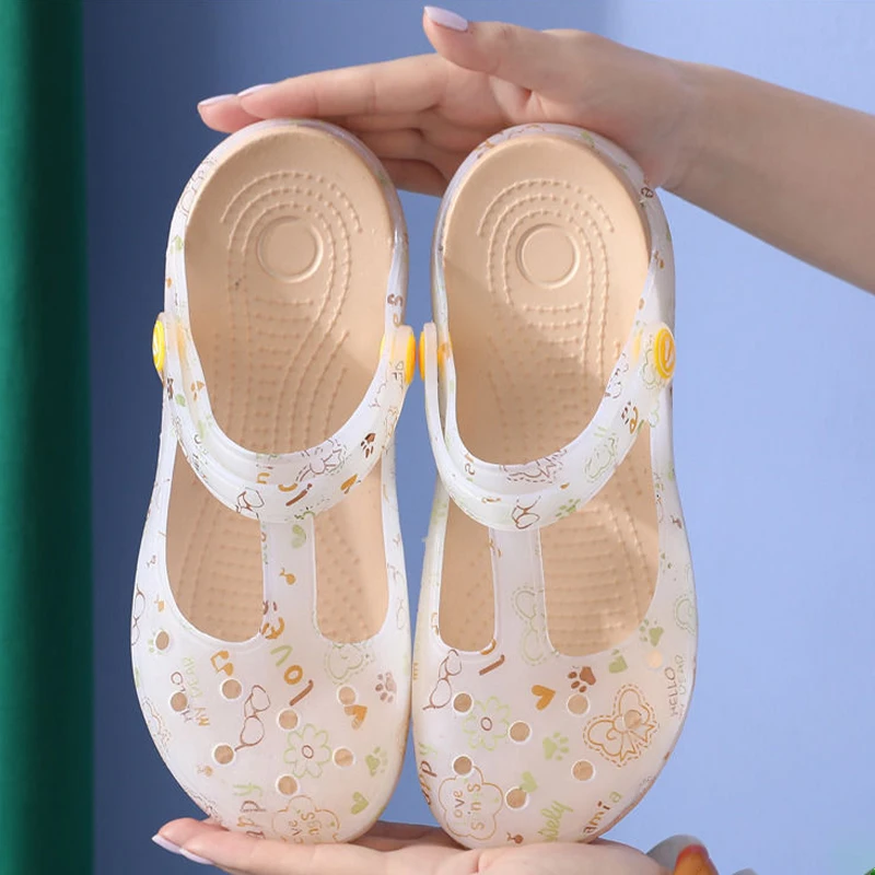 New Style Summer Slippers With A Sense Of Stepping On Poop, Thick-soled Jelly Shoes, Beach Shoes, Waterproof And Slip-resistant