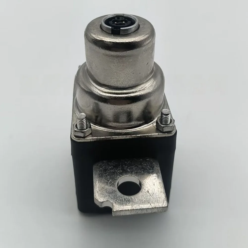 Metal Disconnect Switch for Volvo Battery Protection 80011483 V80011483 SL-B48 Manual Cut-Off Switch for Power Control