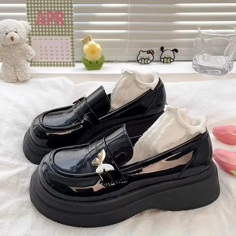 Letnie obuwie damskie Loafers Shoes for Women 2024 Normal Leather Casual Platform Round Toe Black Cute Kawaii on Sale Fashion E