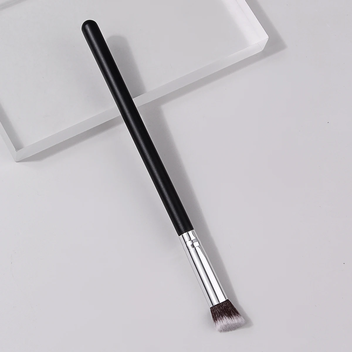 Black Concealer Brush,Precisely Cover Acne Marks,Pigment Spots&Dark Circles For Seamless Flawless Under-Eye Detail Base Makeup