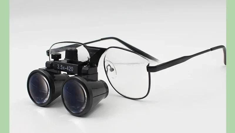 

3.5X 360-460mm Working Distance Binocular Magnifier Medical Surgical Loupes Metal Equipment Without Light