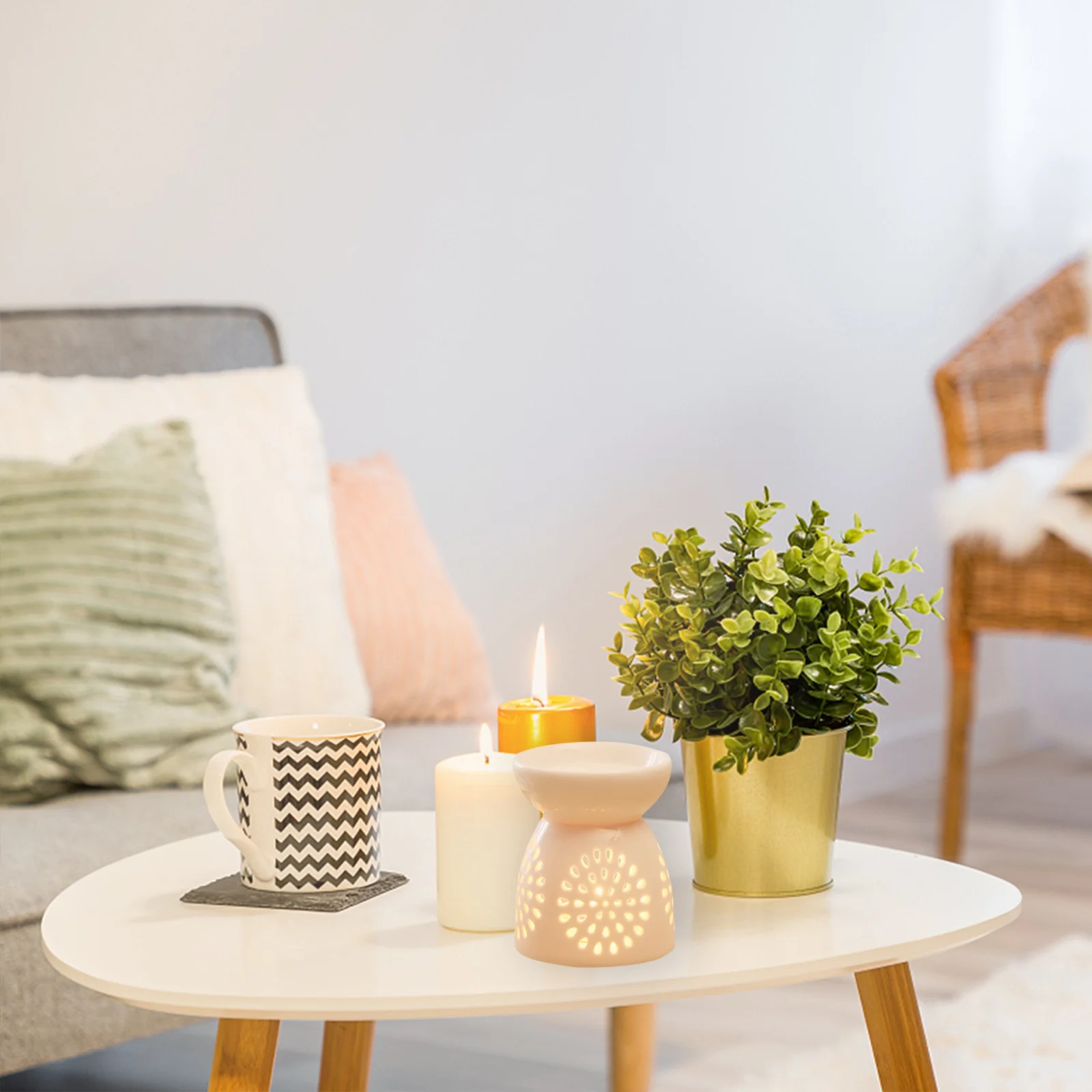 

1Pcs Hollow White Porcelain Incense Burner Aroma Oil Furnace Creative Design Home Desktop Relaxation Decoration