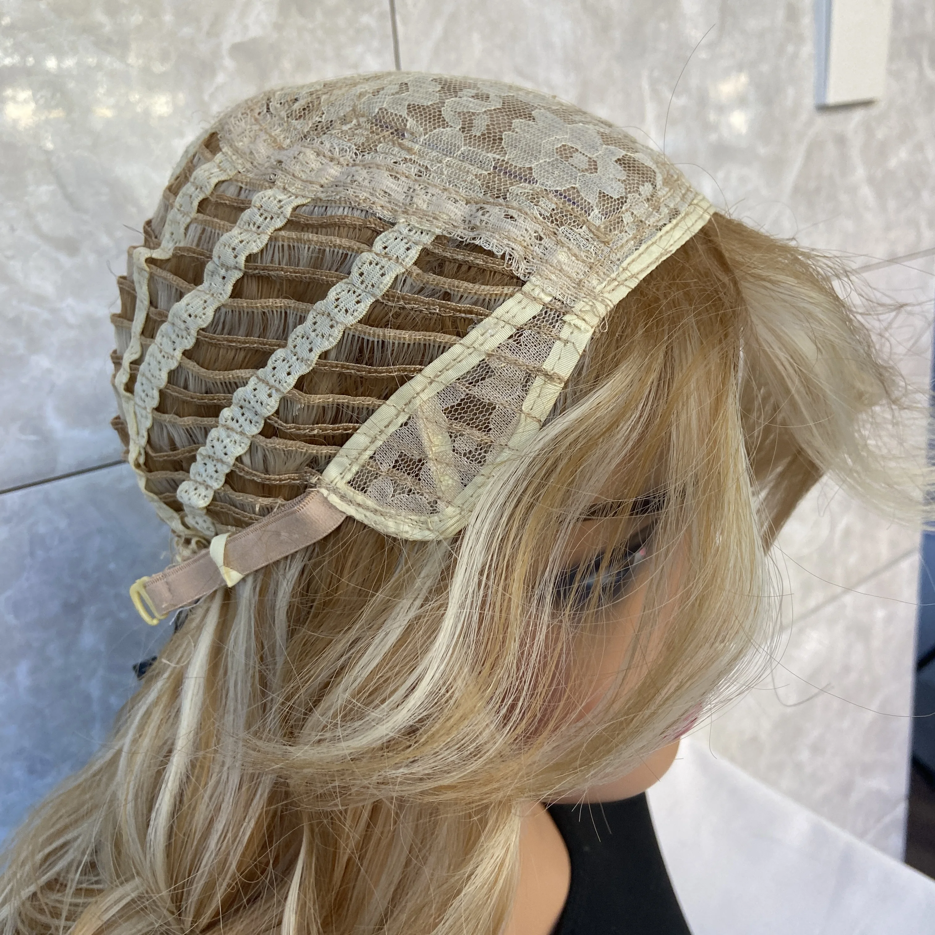 Fashiomag Long Curly Wavy Blonde Mix Synthetic Hair Wig for Women Super Soft Natural Daily Use