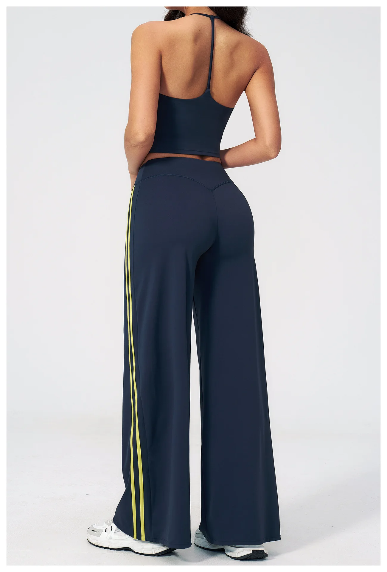 Size chart and fit details