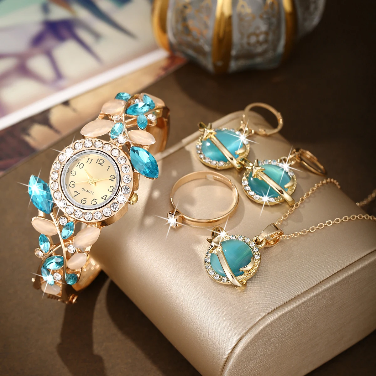 5pcs Women\'s Light Luxury High Beauty Korean Edition Palace Style 3D Flower Alloy Bracelet Watch