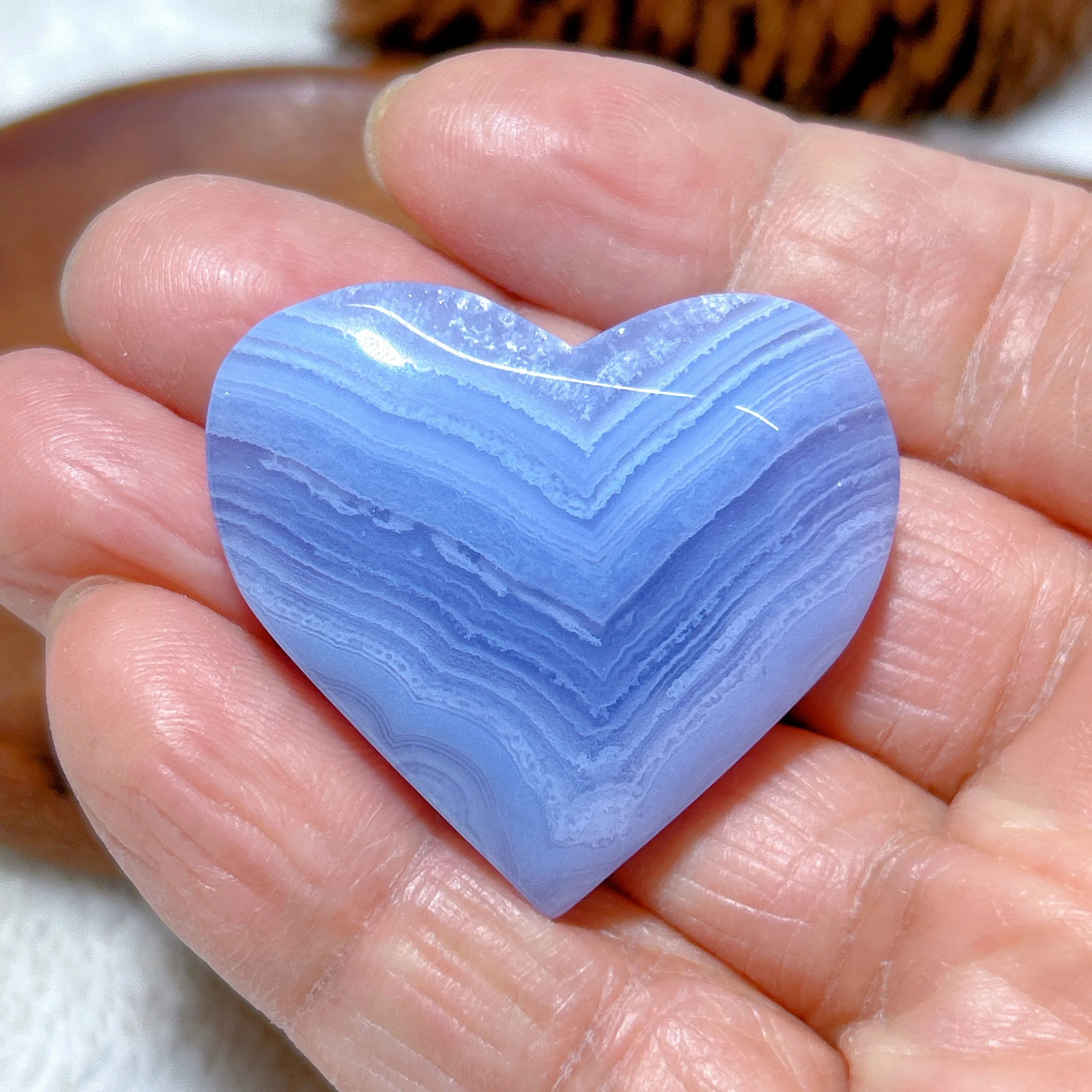 

Natural Crystal Blue Lace Agate Heart Gemstones High Quality Healing Mineral Energy Stone Reiki Home Decorations Gift