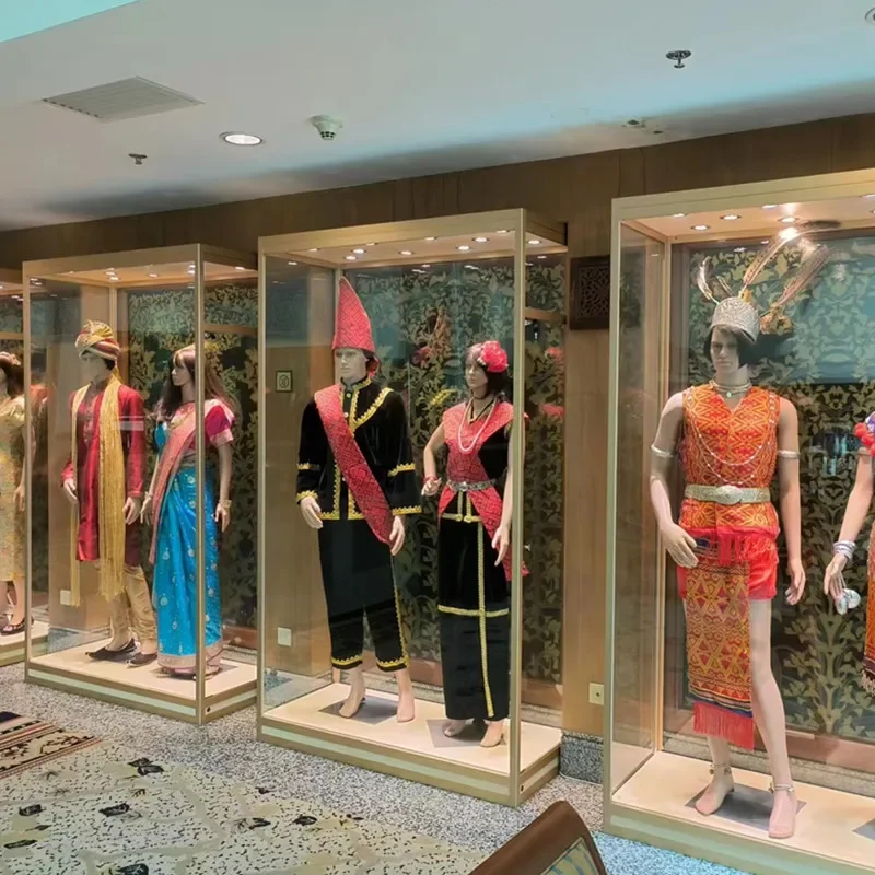 Dress wedding model display cabinet swimsuit underwear glass display cabinet men and women suit transparent cabinet commercial v