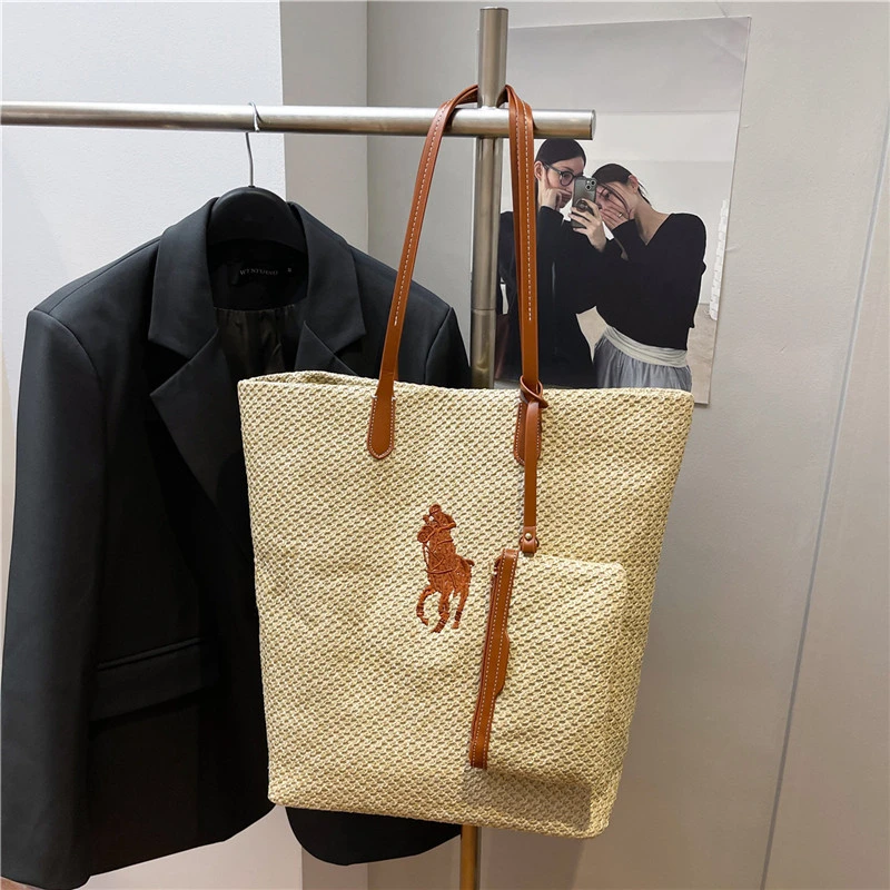 

Elegant Textured Leather Diaper Bag: Luxury Crossbody Handbag For Women With Vintage Designer Style And Large Capacity