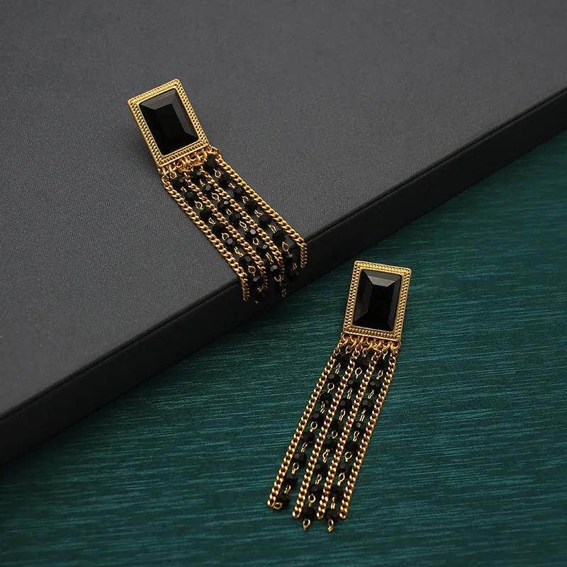 Black Crystal Tassel Earrings Square Gemstone Sweep Shoulder Earrings Handmade Retro Medieval 2