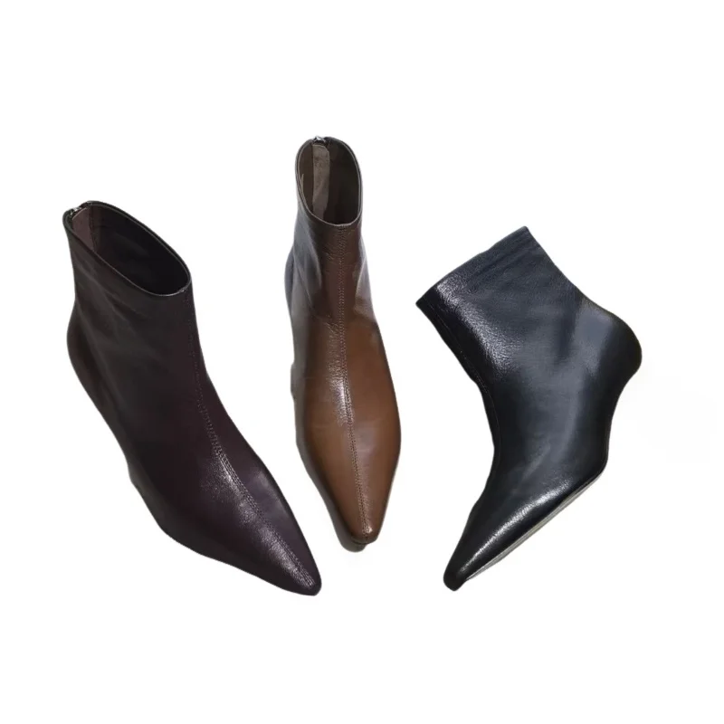 

Бархатные или замшевые ботинки — роскошные, модные и стильные зимние ботинки с поддержкой свода стопы — идеально подходят для длинных зимних прогулок AI1512