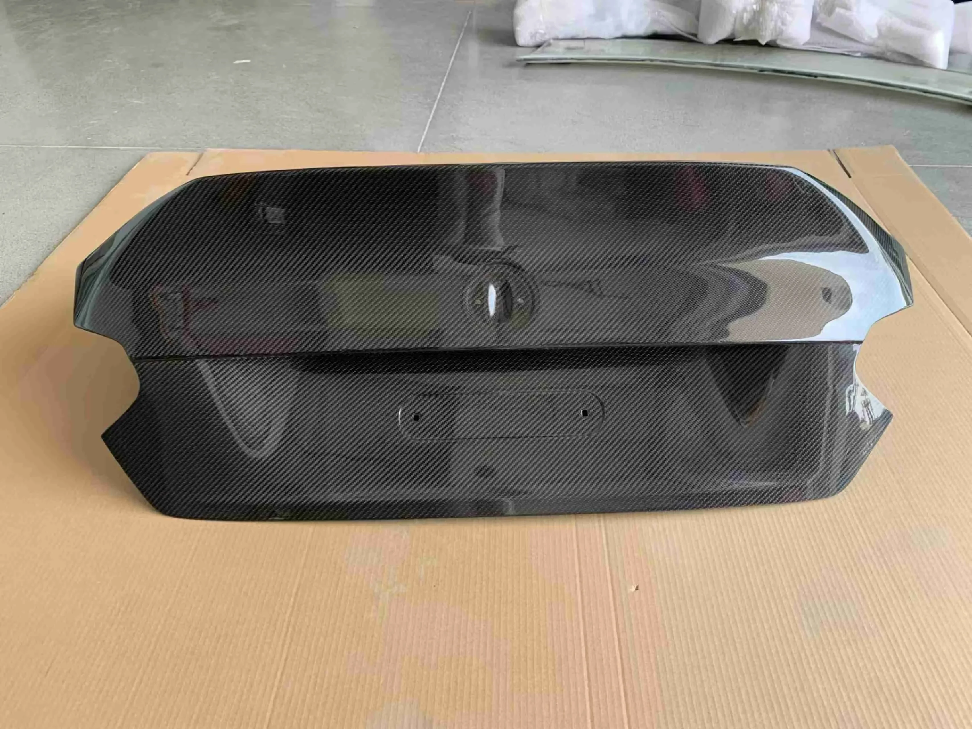 Dry Carbon Fiber CSL Style G87 Trunk Cover For  G87 M2 Coupe Rear Trunk Cover High Quality 2023-IN