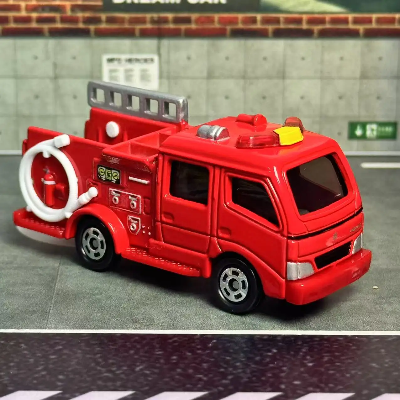 Tomica Takara Tomy NO.41 Morita Fire Engine Type CD‑I Diecast Alloy Car Model Collection Display Boy Toy Gift