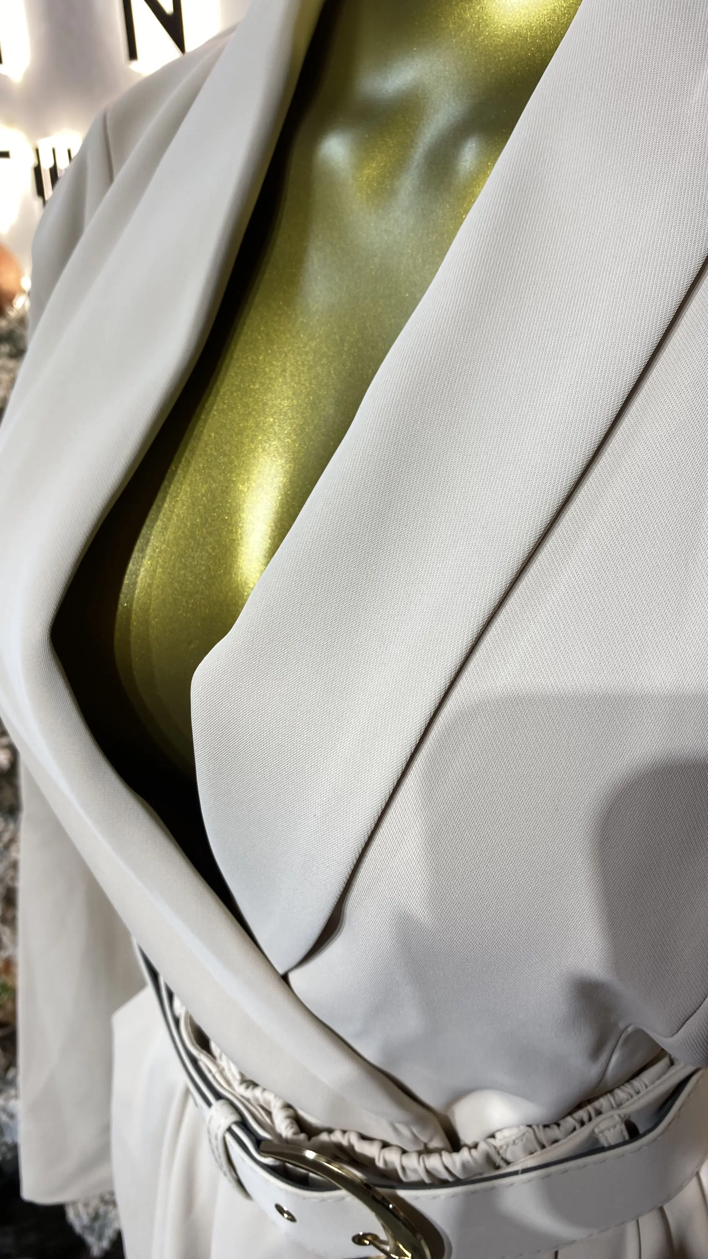 ملابس نسائية صيفية جديدة لعام 2025 طقم فستان بدلة أنيق عالي الجودة ، فستان أنيق بلون سادة-GZXX181