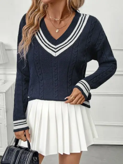 

Autumn and Winter 2025 New V-Neck Fried Dough Twists Knitwear Women's College Style Color Contrast Pullover Sweater