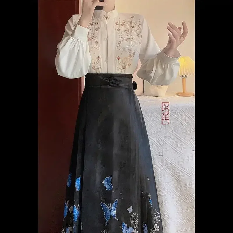 سلالة مينغ الوقوف الياقة البيضاء طويلة الأكمام Hanfu أعلى المرأة الخريف الشتاء أزياء الصناعة الثقيلة زهرة قميص مطرز أعلى