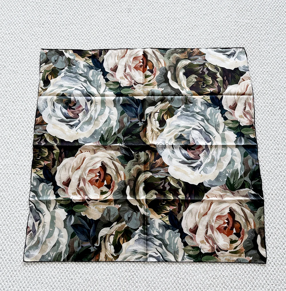 

Silk Scarf 90cm Square Twill Bandanas Hand-Rolled Shawls Luxury Neck Belt Decoration Mother Christmas Gift