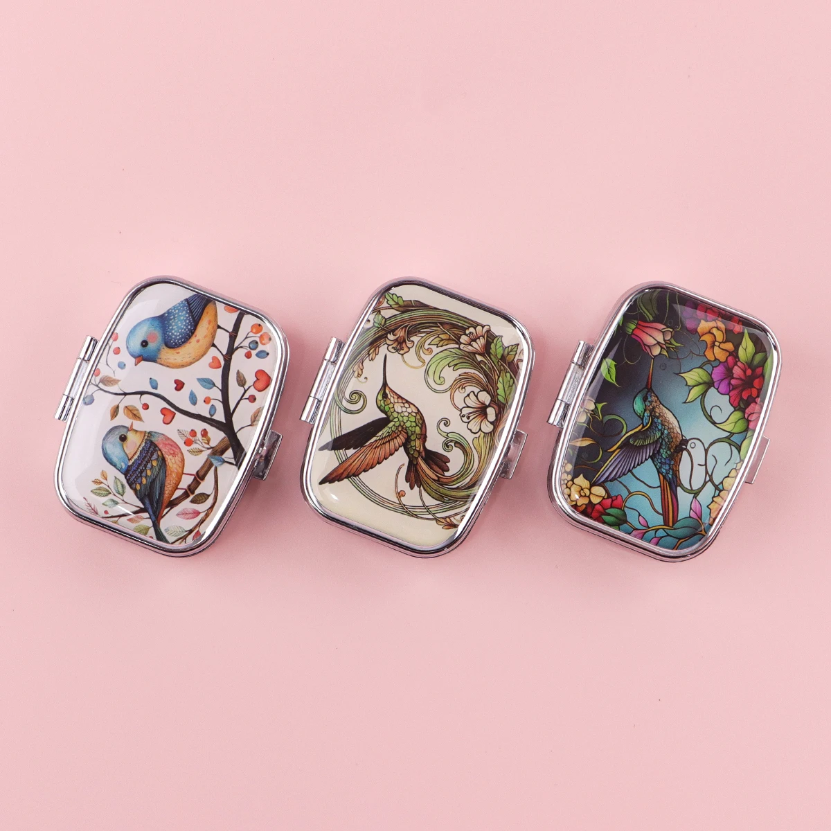 Cute Cats Pill Box Divided Metal Square Animals Tiger Birds Pill Box Travel Portable Medicine Case Small Pill Container Case Box