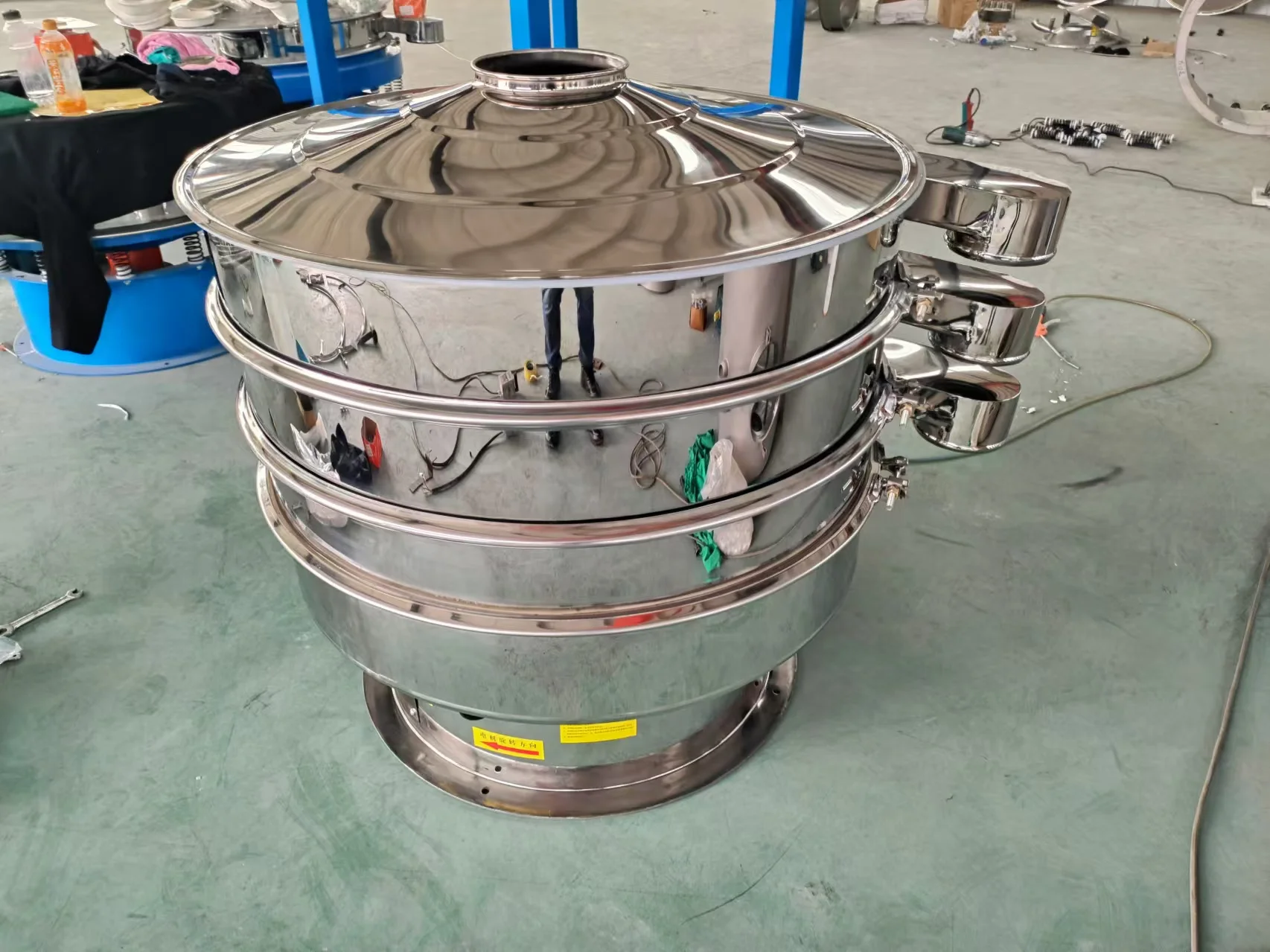 High Efficiency Sieve Shaker Manufacturer/Flour Vibrating Filter Machine