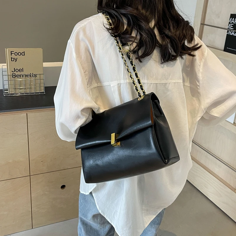 LEFTSIDE Retro Pu Leather Flap Bags for Women 2024 Y2K Korean Fashion Women Chain Crossbody Bag Women Shoulder Bag Handbags