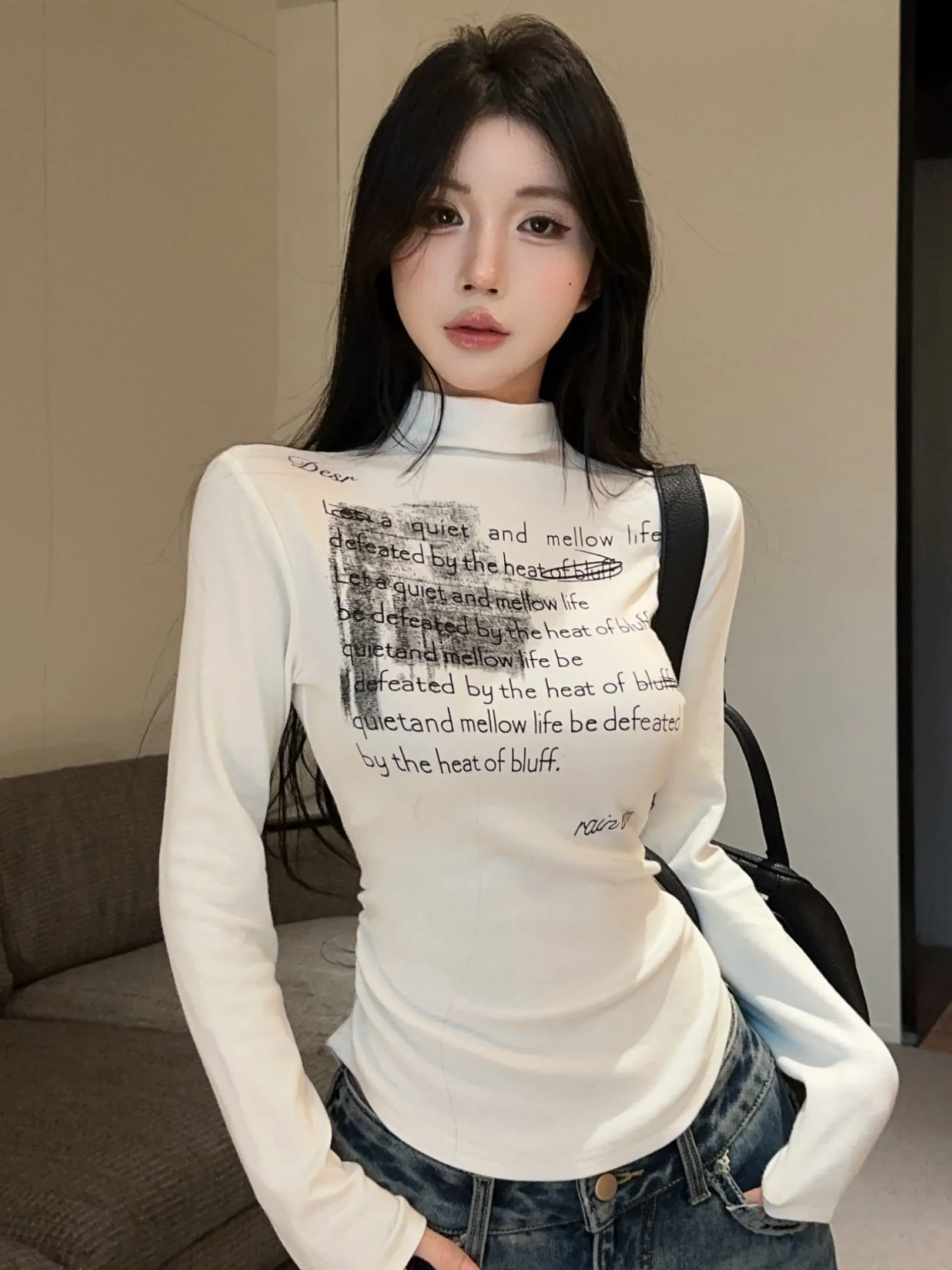 슬림핏 레터 프린트 티셔츠 여성용 가을 겨울 하이넥 베이스 티셔츠 체중 감량 화이트 탑 코튼 롱 슬리브