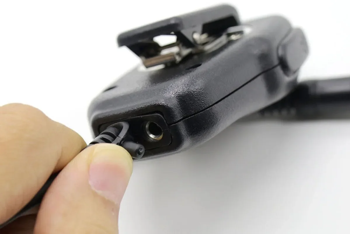 Walkie Talkie Microfono SM-26 1PIN Altoparlante portatile PTT Mic per YAESU VX-7R VX-6R VX-120 VX-170 VX-177 FT270 Radio