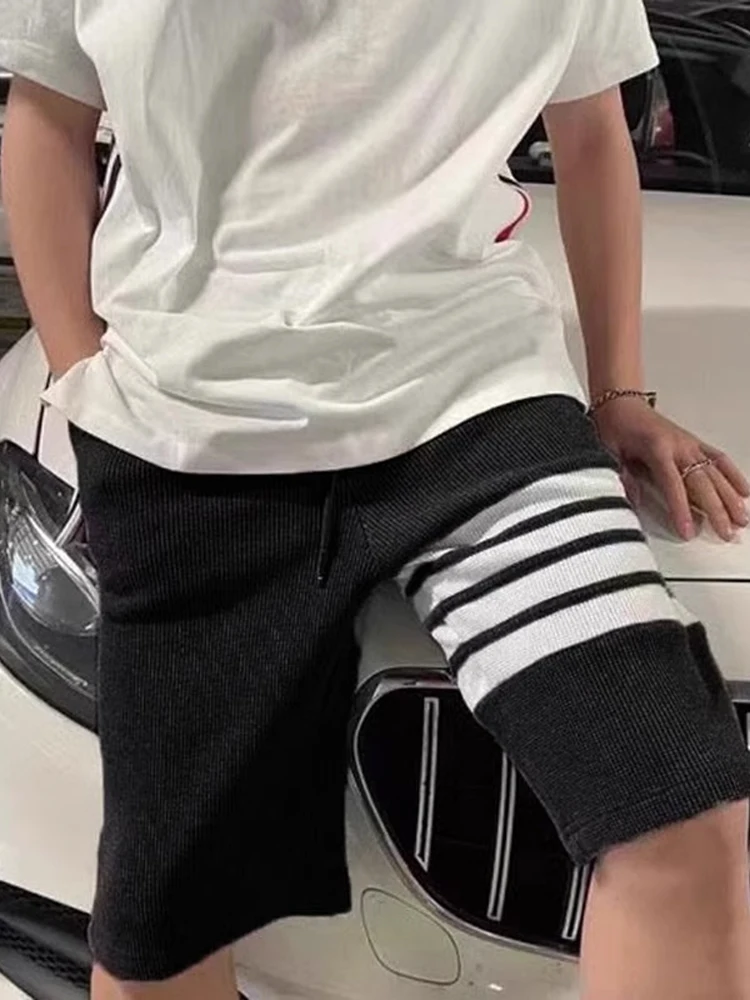 

Летние тонкие спортивные штаны в американском ретро-стиле, прямые, свободного кроя, унисекс, дышащие, комфортные.