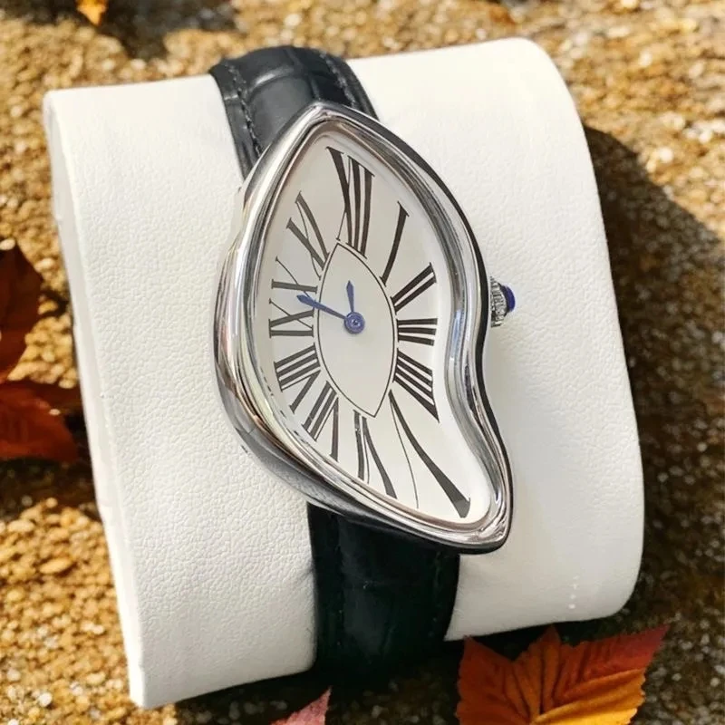 

Alien Collapse Melting Twist Y2K Watch Pavilion Men's Fashion Fashion Retro Advanced Instagram Design