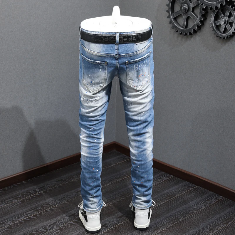 Street Fashion Men Jeans Retro Light Blue Elastic Stretch Skinny Ripped Jeans Men Painted Designer Hip Hop Denim Pants Hombre