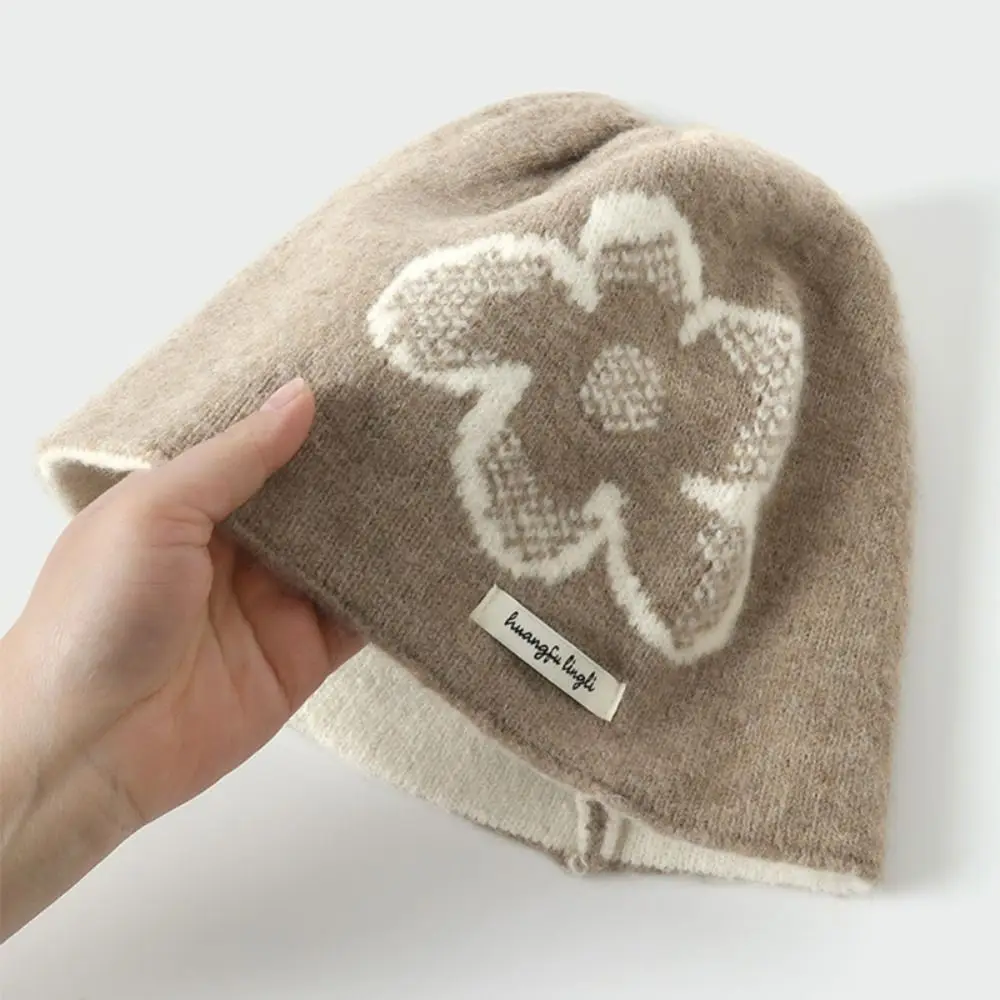 أزياء مطبوعة زهرة الجاكار محبوك قبعة الصوف الدافئة معرض جزيرة نمط بيني لطيف خمر سدادات حماية الأذن قبعة الخريف