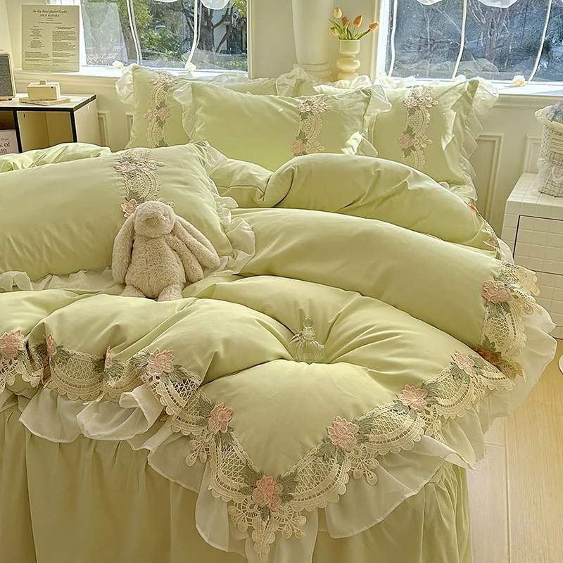 Korean cute princess style lace bed skirt four-piece set lace sheet quilt cover bedding