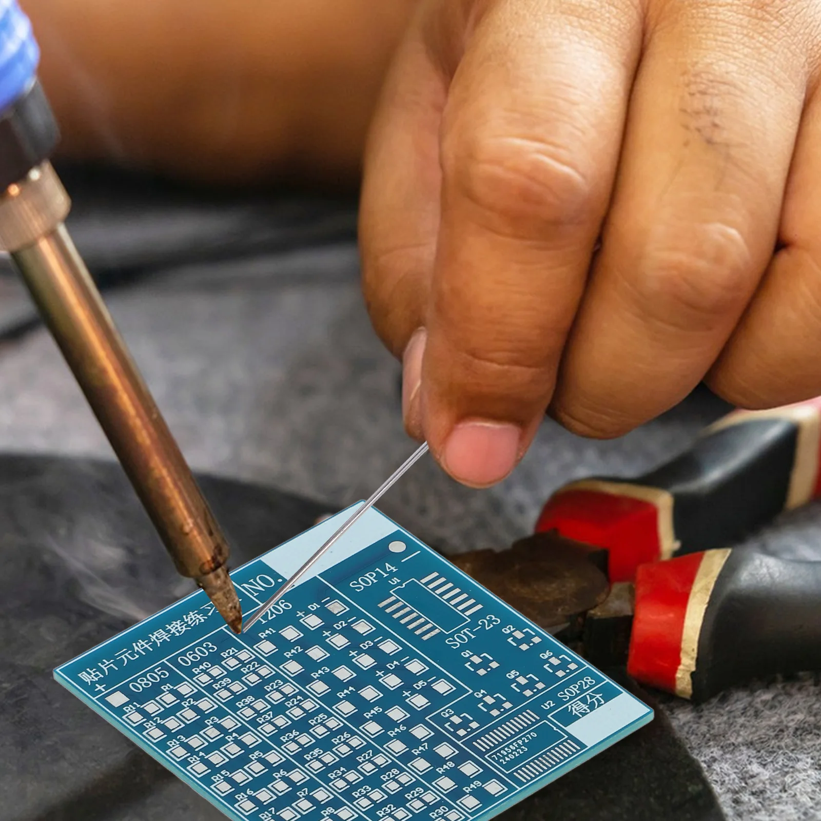 2 conjuntos kit de prática de solda placa pcb diy treinamento eletrônico leve portátil prática de solda conjunto de ensino eletrônico