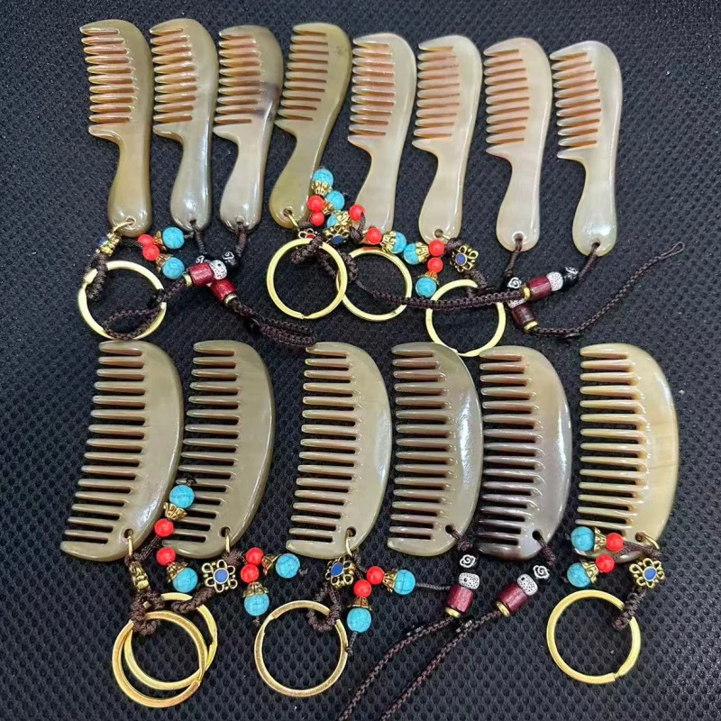 

Small horn pendant keychain bag accessory, thickened mini comb