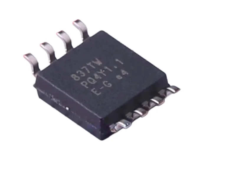 AT45DB321E-SHF-T SPI serial flash memory chip, packaged in SOP-8, brand new original product