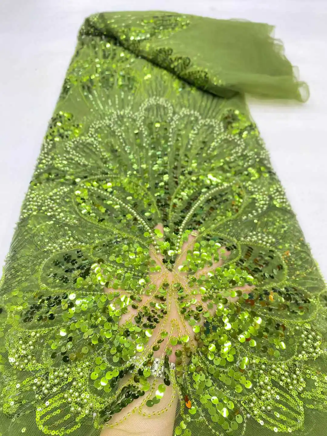 

African Heavy Beaded Net Lace Fabric French Bridal Sequins Lace Fabric 2026 Luxury Nigerian Tulle Lace Fabric Couture Materie