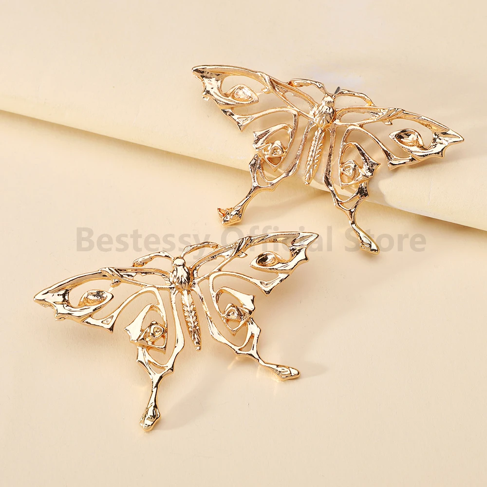 Vintage Gold Silver Color Metal Hollow Butterfly Stud Earrings for Women Elegant Luxury Jewelry Party Prom Accessories