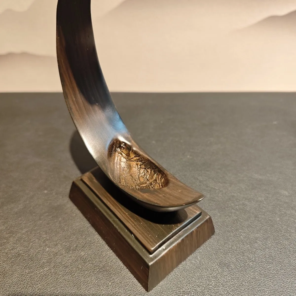 Half Moon Xiangyun Creative Stone Base Decoration