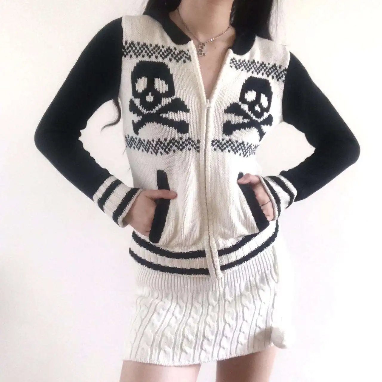 

Осень-зима, облегающая толстовка с капюшоном и головой черепа, повседневный свитер, женская верхняя одежда, модный длинный открытый кардиган све