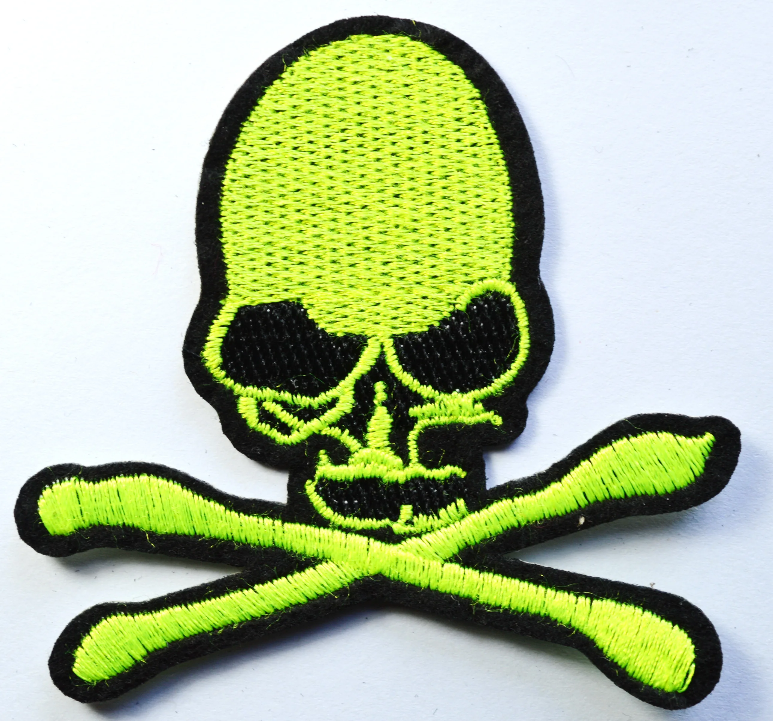 Hot! Green Lime Biker Flame Skull Crossbones Applique Iron On Patch (≈ 8.5 * 8.5 cm)