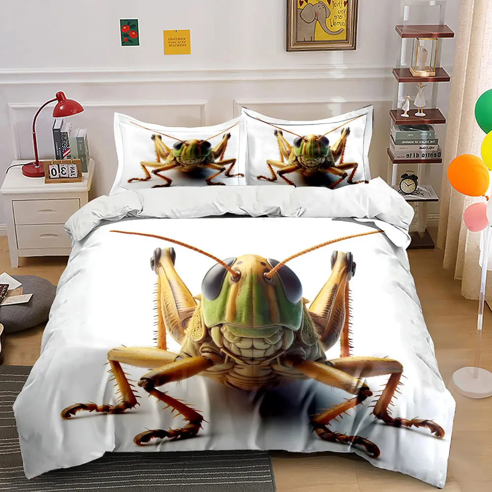 Realistic close-up of a grasshopper Pattern Duvet Cover Set Digital Print Colorful Polyester Bedding with Zipper Closur for gift
