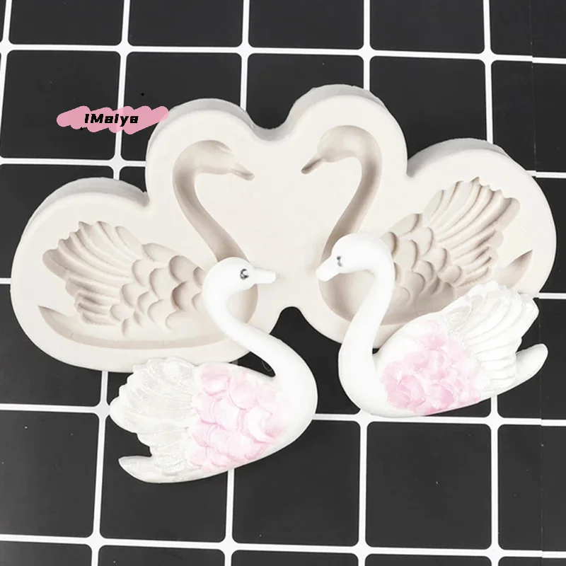 M-Swan Silicone Candle Mold for Aroma Soap And Chocolate Pudding Mousse Cake Valentine's Day Baking Decorating Tool