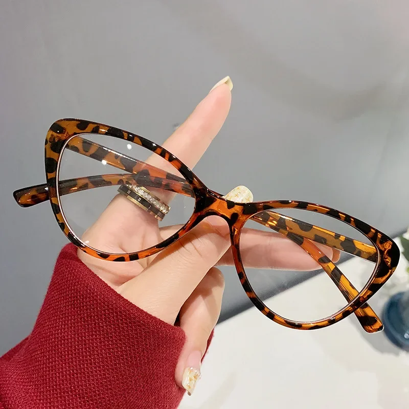 2024 Anti Blue Light Computer Glasses Women Big Frame Cat Eye Metal Frame Reading Eyeglasses Dropshipping