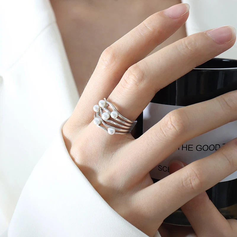 Imitation Pearl Ring Vintage Ripple Wave French Classical Simple Temperament Ring Fashion Ins Jewelry Gifts