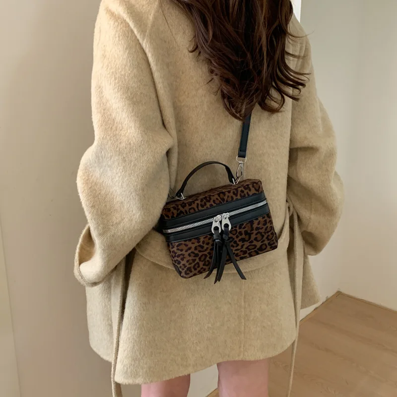 حقيبة صندوقية عصرية بطبعة الفهد لعام 2025، محفظة كتف على الطراز العتيق للنساء، حقيبة كروس هندسية فريدة من نوعها، متعددة الجيوب بوهو #4